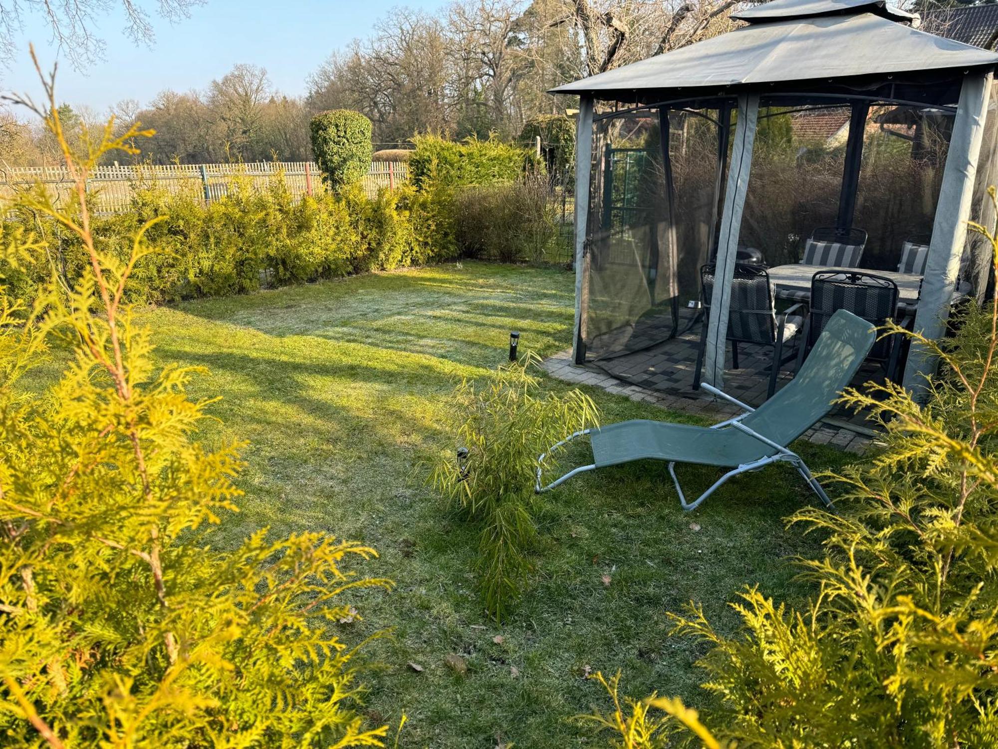 Ferienwohnung Am See Dillich - Ruhige Lage - Eigener Garten - Direkt Neben Einem Natursee Borken  Екстер'єр фото